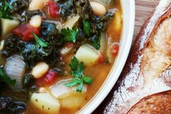 Vegetarian Kale Soup